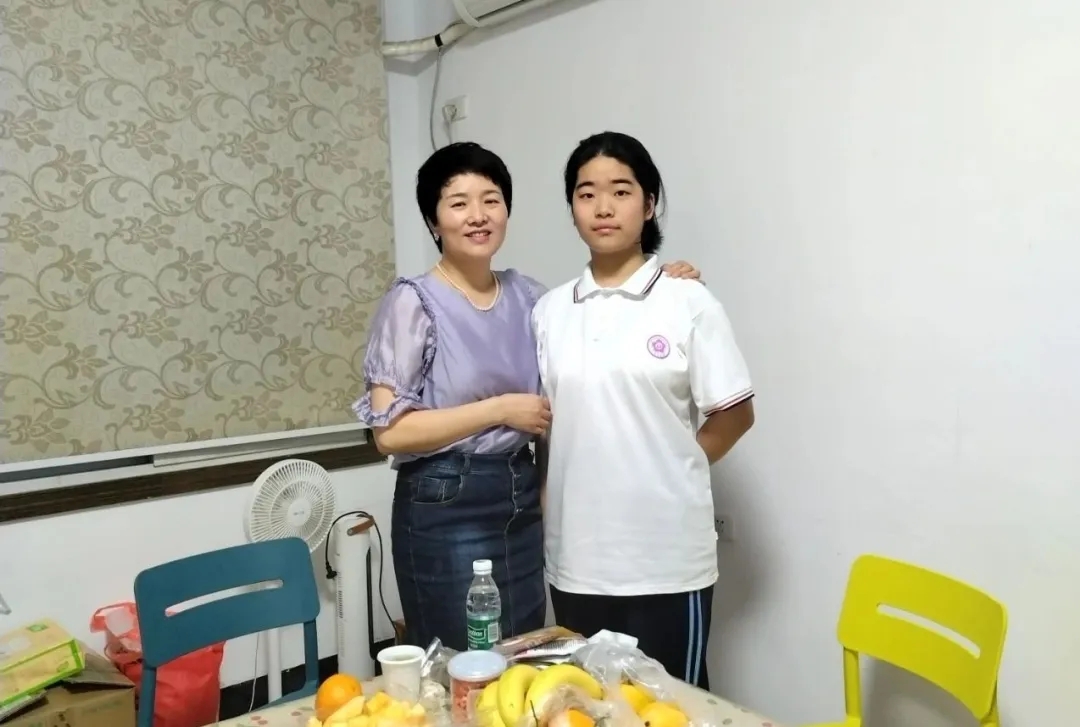 大道师者 追光前行——萍乡中学庆祝第40个教师节系列活动之优秀教师事迹展播（二）
